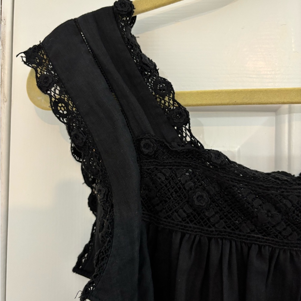 Doen Almadia Lace-Detailed Shift Dress - Picture 2 of 10